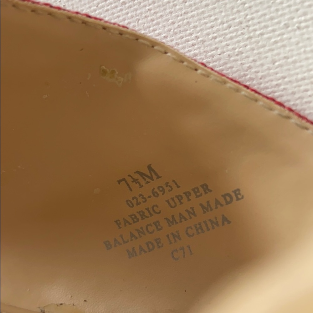 Bisou Bisou Wedge Shoes - Picture 6 of 10